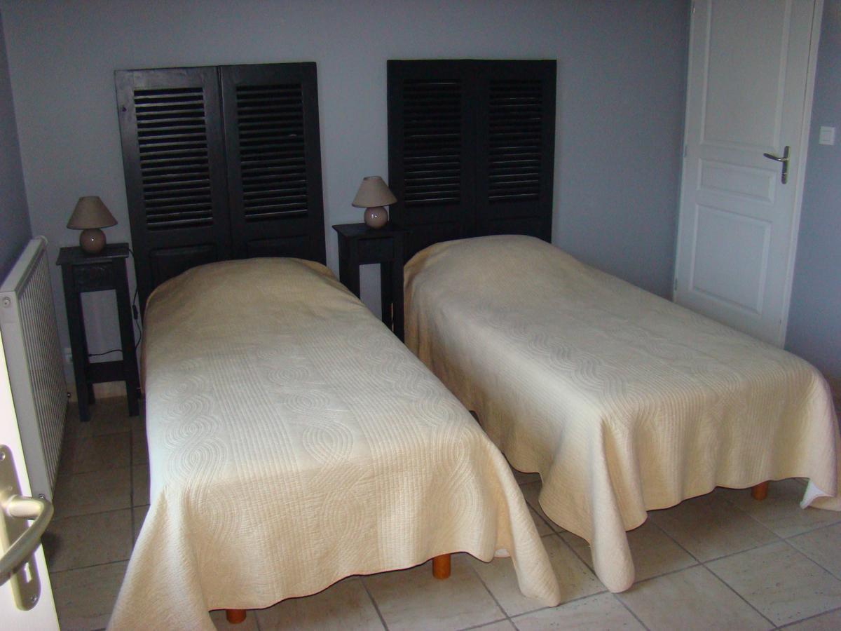 Chambres D'Hotes Les Laitieres Beaurepaire  Buitenkant foto